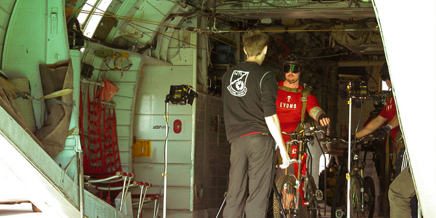 evomo mountain bike clothing advertising behind the scenes c-123 aircraft production photo by bryan thombs shot on nikon